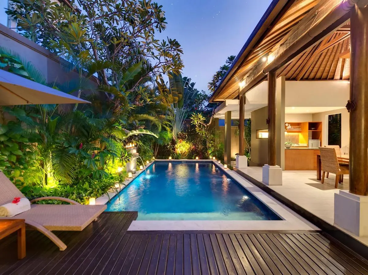 Lakshmi Villas - An Elite Haven Семиньяк